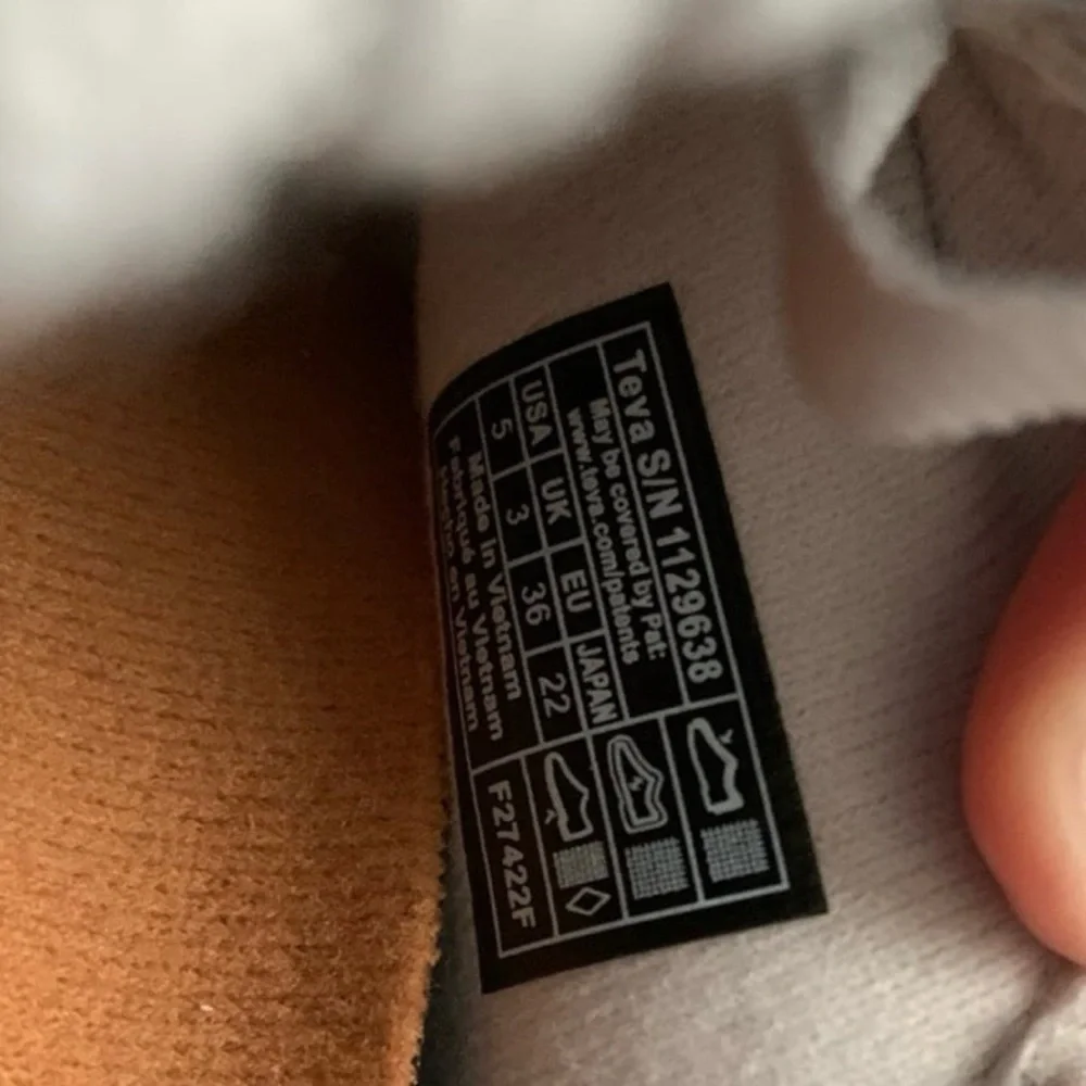 Teva Women's Reember Satinya Moccasin - Picture 9 of 11